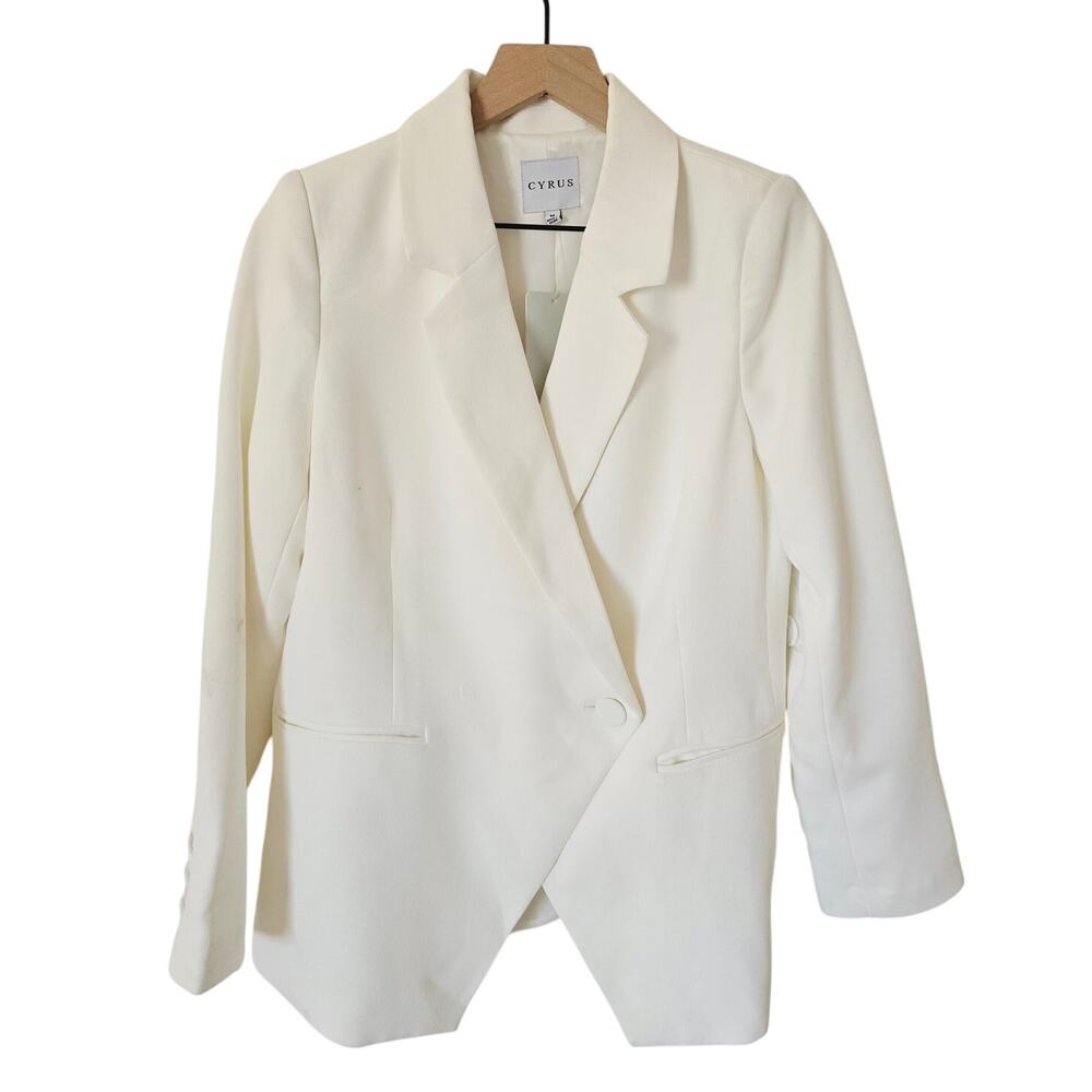 Cyrus White One Button Blazer Relaxed Fit Career Jacket NWT Size M